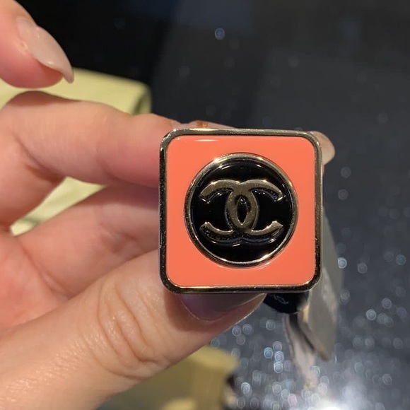 Chanel Ring - Picture 2 of 3